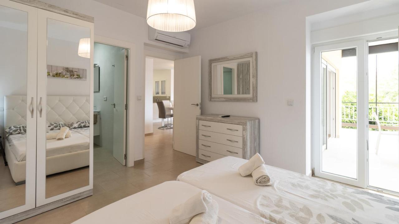 Modern 2 Bedroom Apartment 100 M From The Beach Javea Ngoại thất bức ảnh