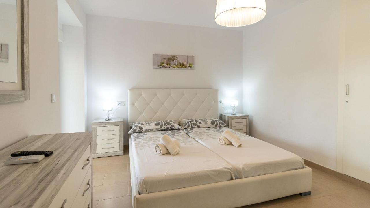 Modern 2 Bedroom Apartment 100 M From The Beach Javea Ngoại thất bức ảnh